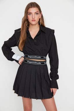 TRENDYOLMILLA X Sagaza Studio Siyah Metal Aksesuar Detayl? Dokuma Poplin Etek TPRSS22ET00004 фото 2