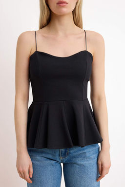 Siyah Peplum Havuz Yaka Ince Ask?l? Kolsuz Interlok Orme Bluz TWOSS26BZ00273 - Trendyolmilla фото 3