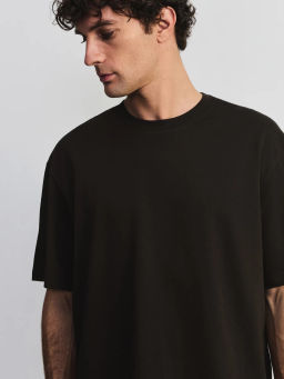 Базовая футболка расслабленного фита MRELAX0526-27 / Zarina