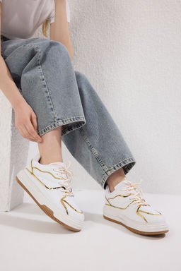 Trendyolmilla Shoes Beyaz Metalik Gold Detayl? Bagc?kl? Kad?n Spor Ayakkab? TAKSS25SN00036