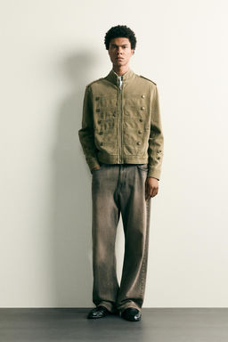 CHAQUETA DENIM CROPPED FIT BOTONES / Khaki