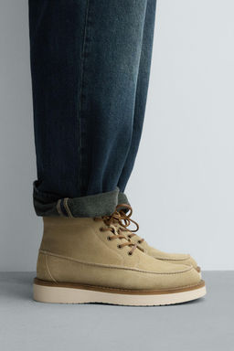 LEATHER LACE-UP BOOTS