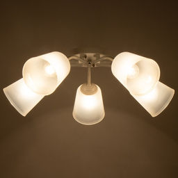 Люстра на потолок BayerLux «Онлайн», 5×15 Вт, Е27, белый/прозрачный