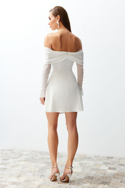TRENDYOLMILLA Bridal Beyaz A-Kesim Astarl? Dokuma K?sa Dugun/Nikah S?k Abiye Elbise TPRSS24EL00117