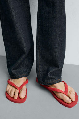 SANDALIA HAVAIANAS ® x ZARA / Rojo фото 3