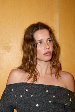 TOP CROP SOFT BOTONES / Gris antracita - Zara фото 5