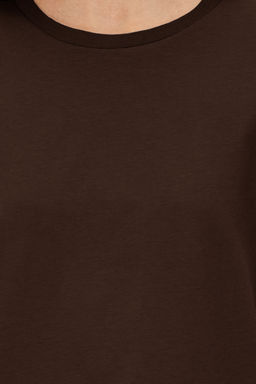 TRENDYOLMILLA Beyaz %100 Pamuk Regular/Normal Kal?p K?sa Kollu Basic Bisiklet Yaka Orme T-Shirt TWOSS23TS00000  фото 57