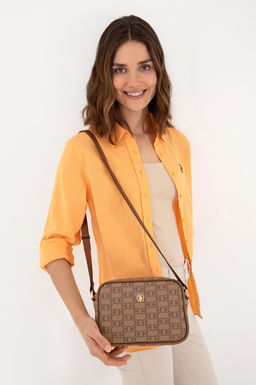 Kad_n Koyu Bej _anta Sepette S_rpriz _ndirim