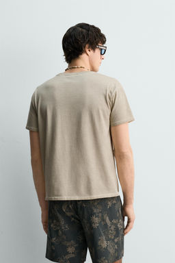 CAMISETA ESTAMPADO TEXTO EFECTO VINTAGE / Beige