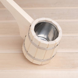 Ковш - черпак для бани и сауны «Емеля», 500 мл, липа, нержавеющая вставка, 42 см, «Добропаровъ»