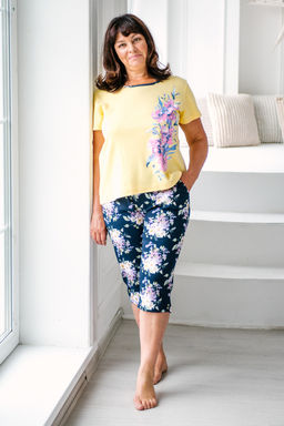 Пижама женская домашний из футболки и бридж Букетик желтый темно-синий