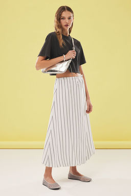 TRENDYOLMILLA Beyaz Balon Cizgili Maxi Boy Dokuma Etek TWOSS25ET00077 фото 2