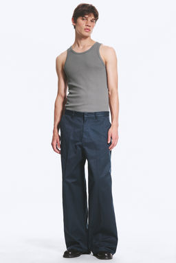 Pantalones chinos Emil de corte holgado - H&m фото 2