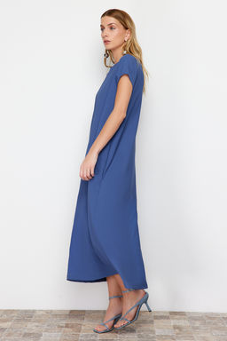 Mavi Duz Kesim Bisiklet Yaka Cep Detayl? Aerobin Midi Dokuma Elbise TWOSS24EL00670 - Trendyolmilla фото 3