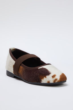 Trendyol Shoes Kahverengi Inek Desenli Yuvarlak Burun Mary Jane Kad?n Babet TAKSS25BE00009 - Trendyolmilla фото 6