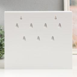 Ключница закрытая "Листья" 26,5х31,5 см Белый