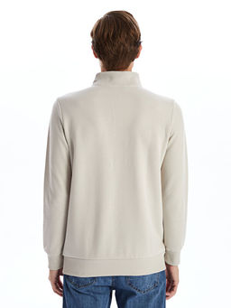 Dik Yaka Erkek Sweatshirt