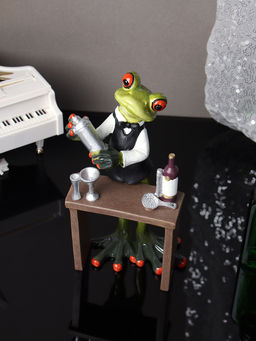 Фигурка Лягушка Бармен 16 см / YX39022 /уп 24/ - Галеонтрейд фото 4