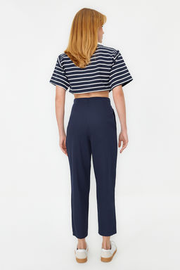 Lacivert Pamuklu Havuc Kal?p Serit Detayl? Dokuma Pantolon TWOAW22PL0342