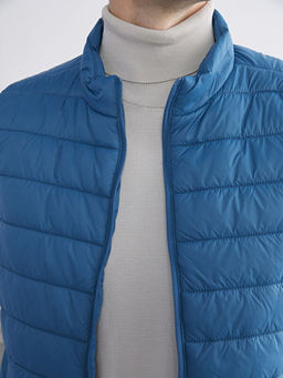 Standart Kal?p Dik Yaka Erkek ?i?me Yelek